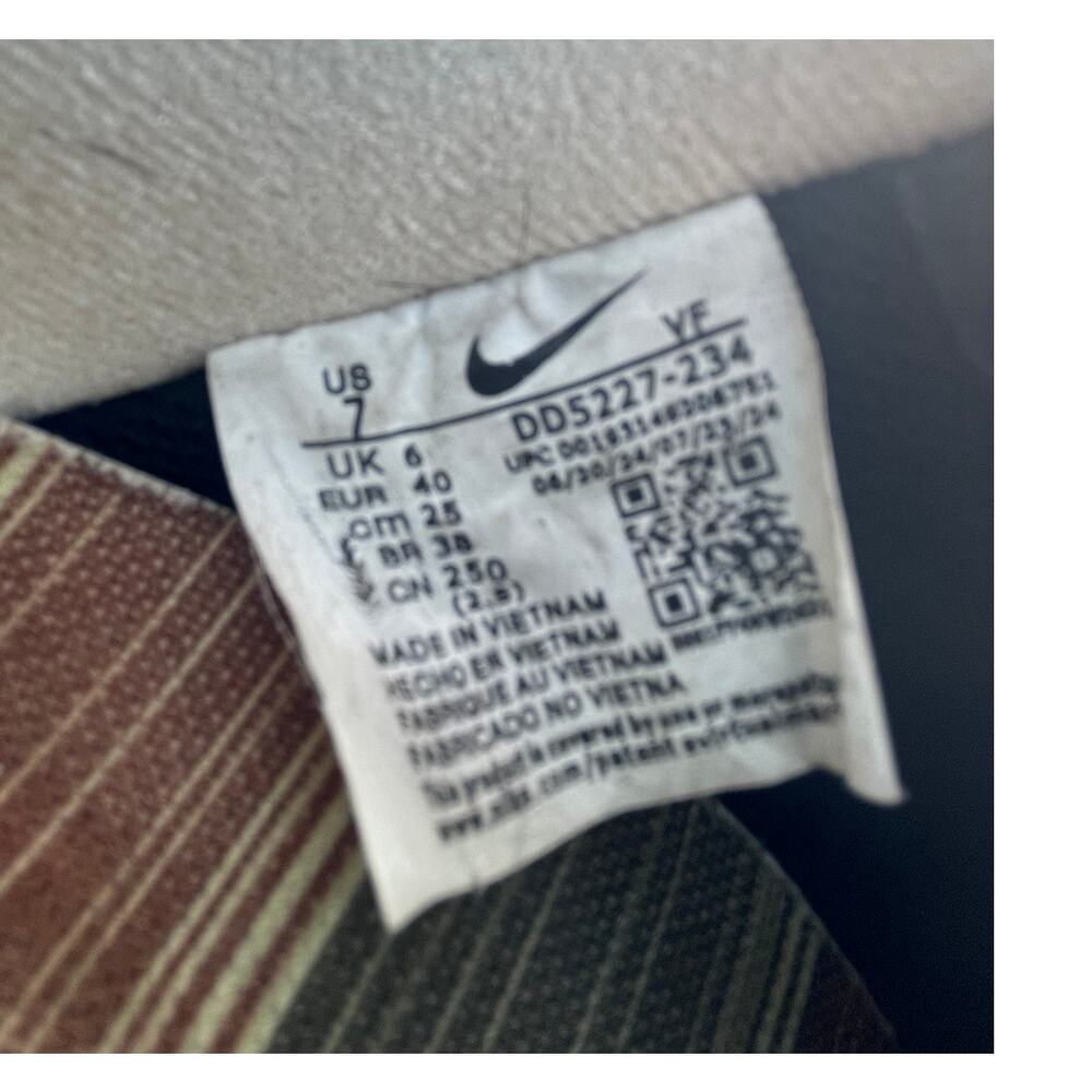 Nike Air Force 1 Low '07 LV8 Beige Brown Gum DD5227-234 Men's Size 7 - Picture 9 of 9